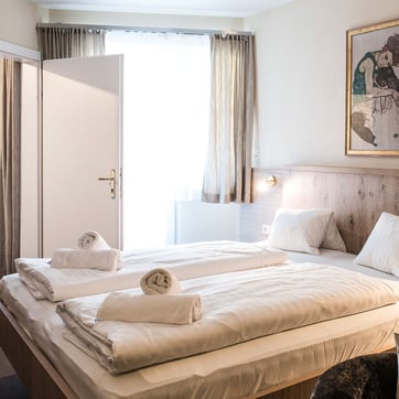 crystls-aparthotel-wohnstudio-granat-flachau (1)_f